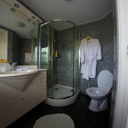 B&B Shire B&B